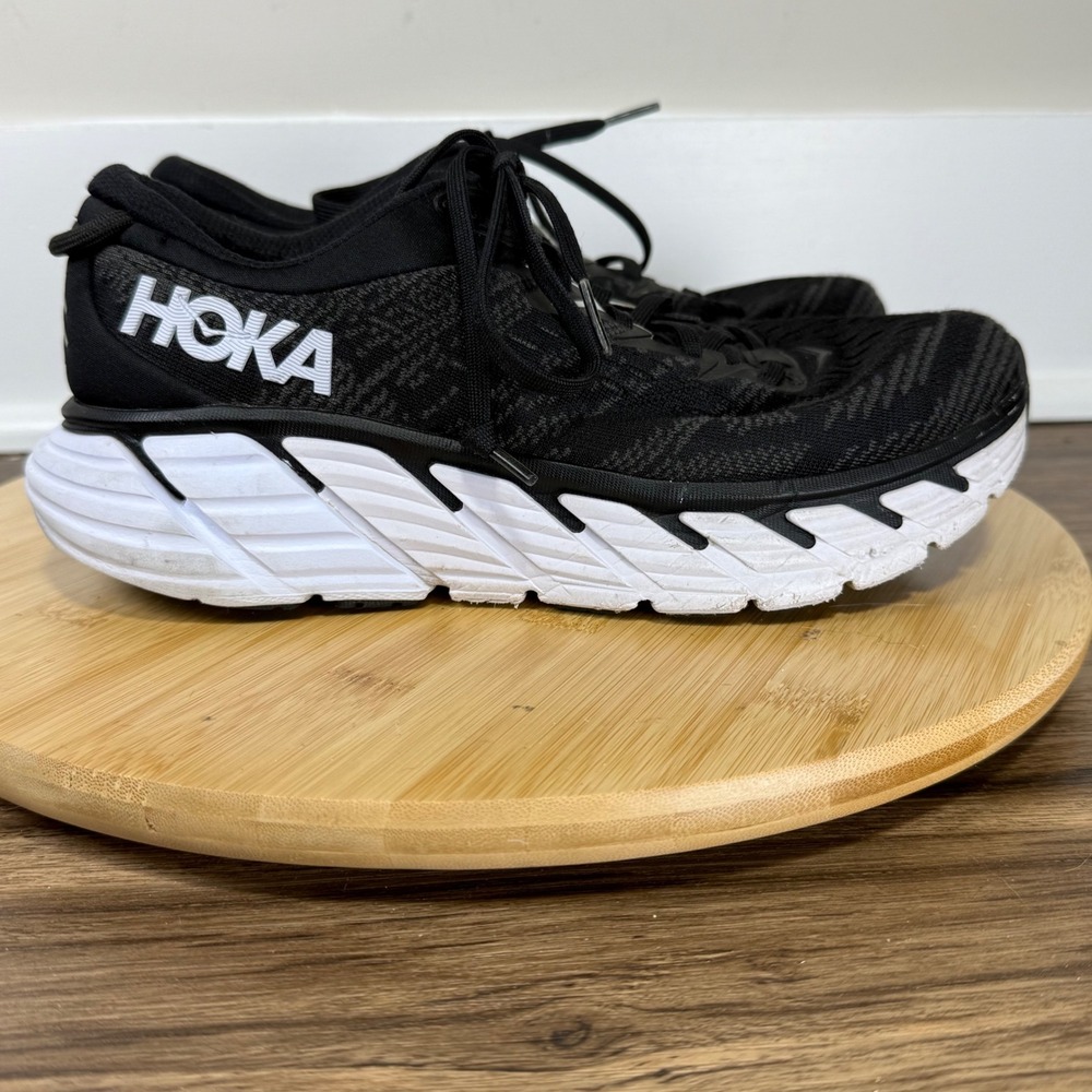 Hoka Gaviota 4 Running Shoes Womens 7.5 Black White 1123199 BWHT Activewear Gym